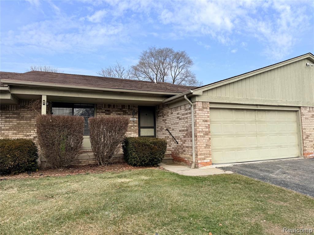 5561 Mansfield Avenue, Sterling Heights, MI 48310 — Photo 2