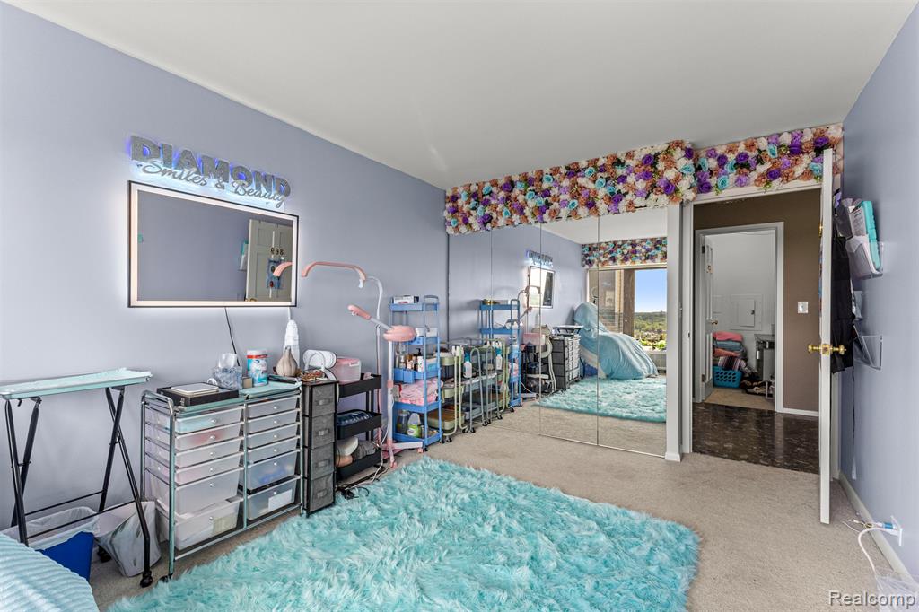 5000 Town Center, 1503, Southfield, MI 48075 — Photo 27