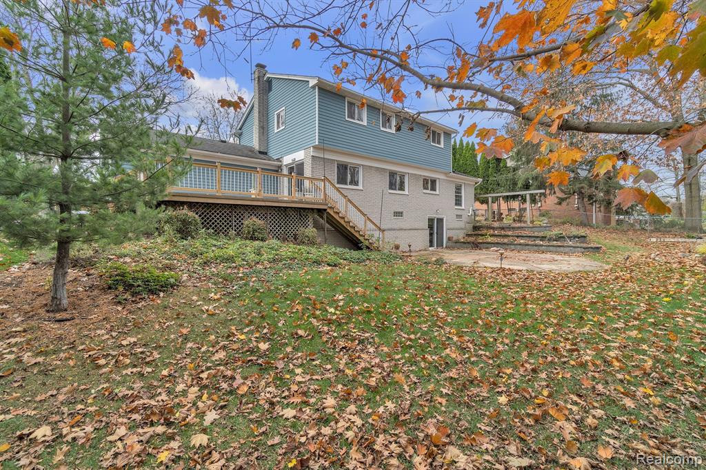 4248 WHITEBIRCH Drive, West Bloomfield, MI 48323 — Photo 46
