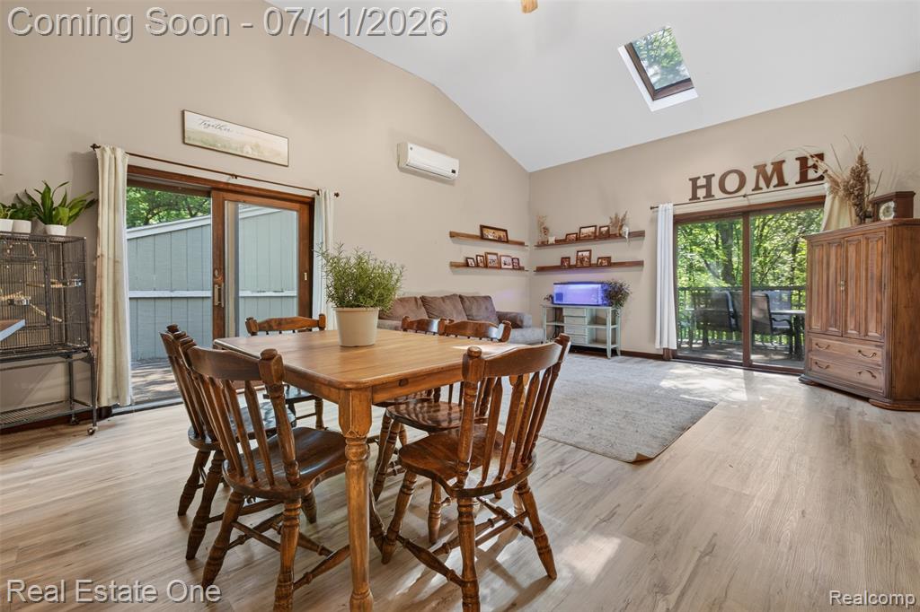 310 S Van Road, Holly, MI 48442 — Photo 10
