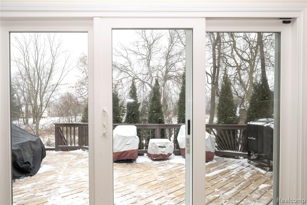 5500 Huntsman Drive, White Lake, MI 48383 — Photo 17