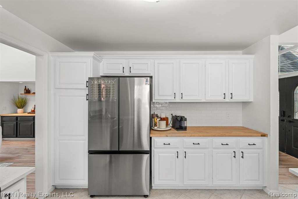 52542 Westcreek Drive, Macomb, MI 48042 — Photo 10