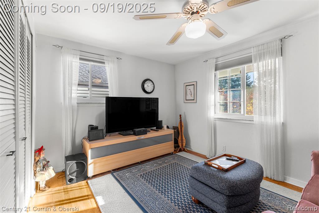 635 N Rosevere Avenue, Dearborn, MI 48128 — Photo 23