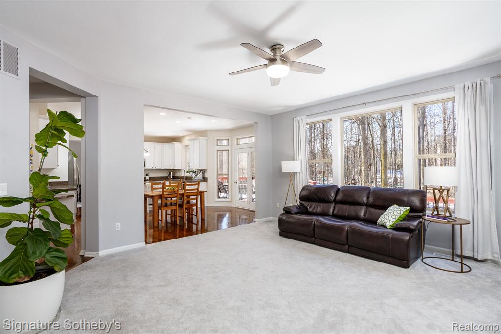 4718 Wildflower Court, Ann Arbor, MI 48108 — Photo 27