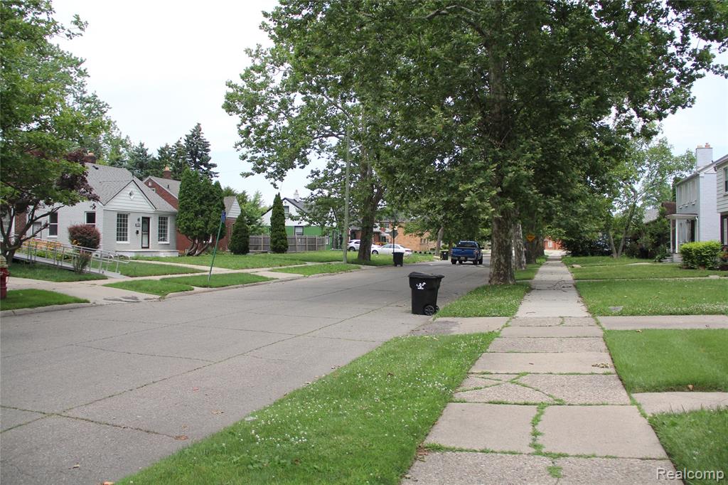 11470 E Lakepointe Street E, Detroit, MI 48224 — Photo 5
