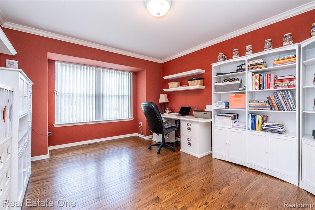 5716 Lancaster Lane, Commerce Twp, MI 48382 — Photo 16