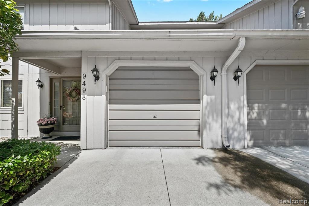 9498 Fenwin Drive, Grand Blanc, MI, 48439