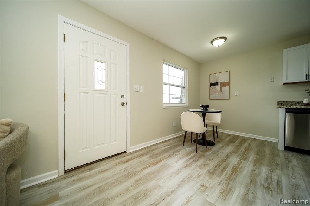 23817 Bredow Avenue, Trenton, MI 48174 — Photo 25