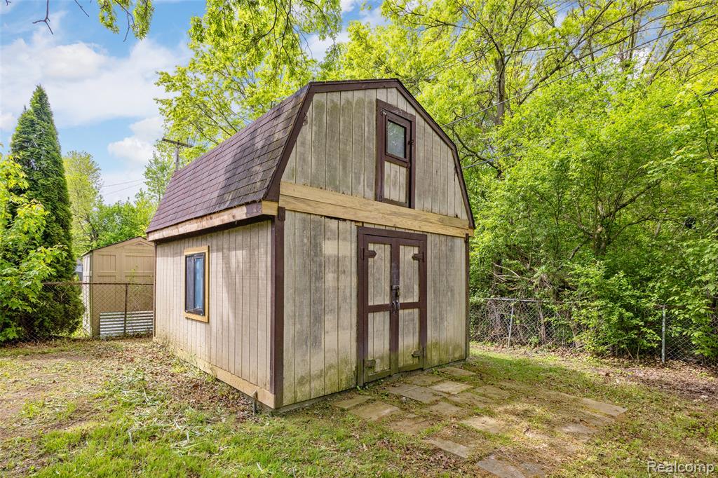 7598 Lake Park Avenue, Ira, MI — Photo 58