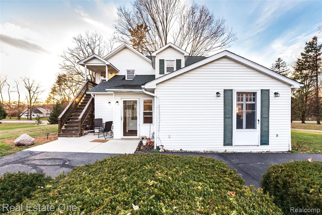 4141 Van Amberg Road, Brighton, MI 48114 — Photo 10