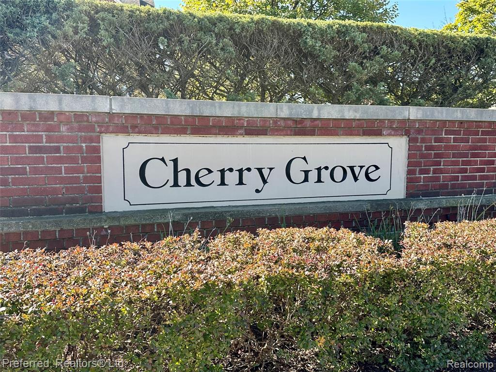 655 Cherry Orchard Road, Canton, MI 48188 — Photo 27