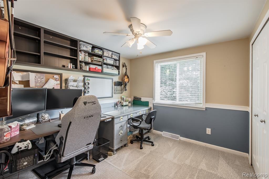 9618 Ridge Top Trail, Clarkston, MI 48348 — Photo 19