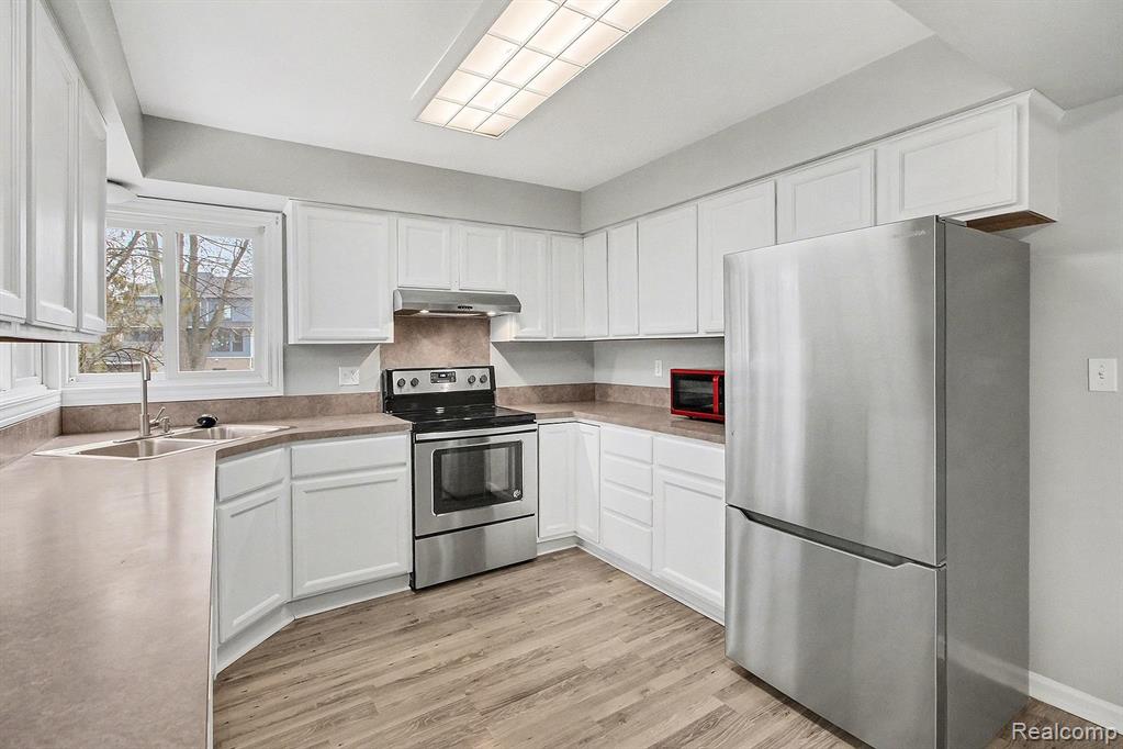 2280 Geyer Court, Lake Orion, MI — Photo 10