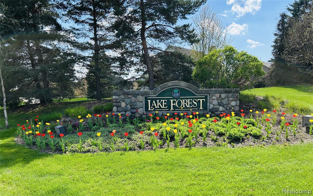4197 Lake Forest Drive E - Photo 2