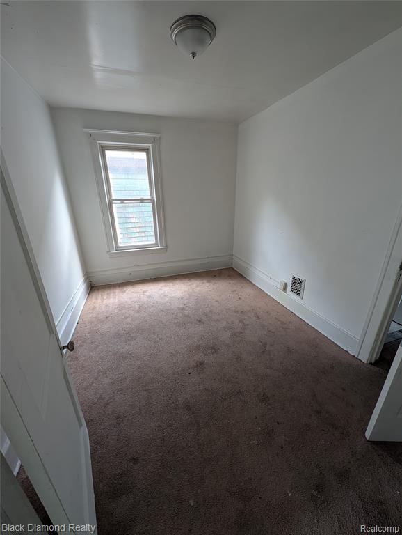 3049 Montclair Street, Detroit, MI 48214 — Photo 33