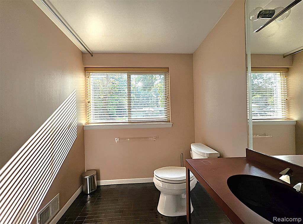7120 Pebblecreek Road, West Bloomfield, MI — Photo 29