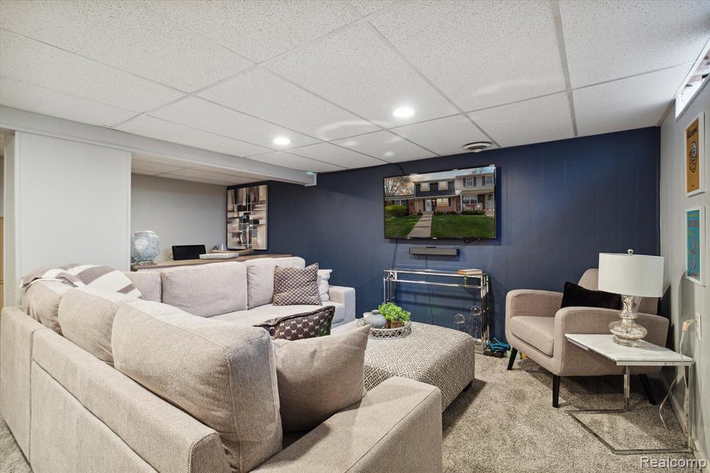 19685 IRONWOOD Court, Northville, MI 48167 — Photo 21