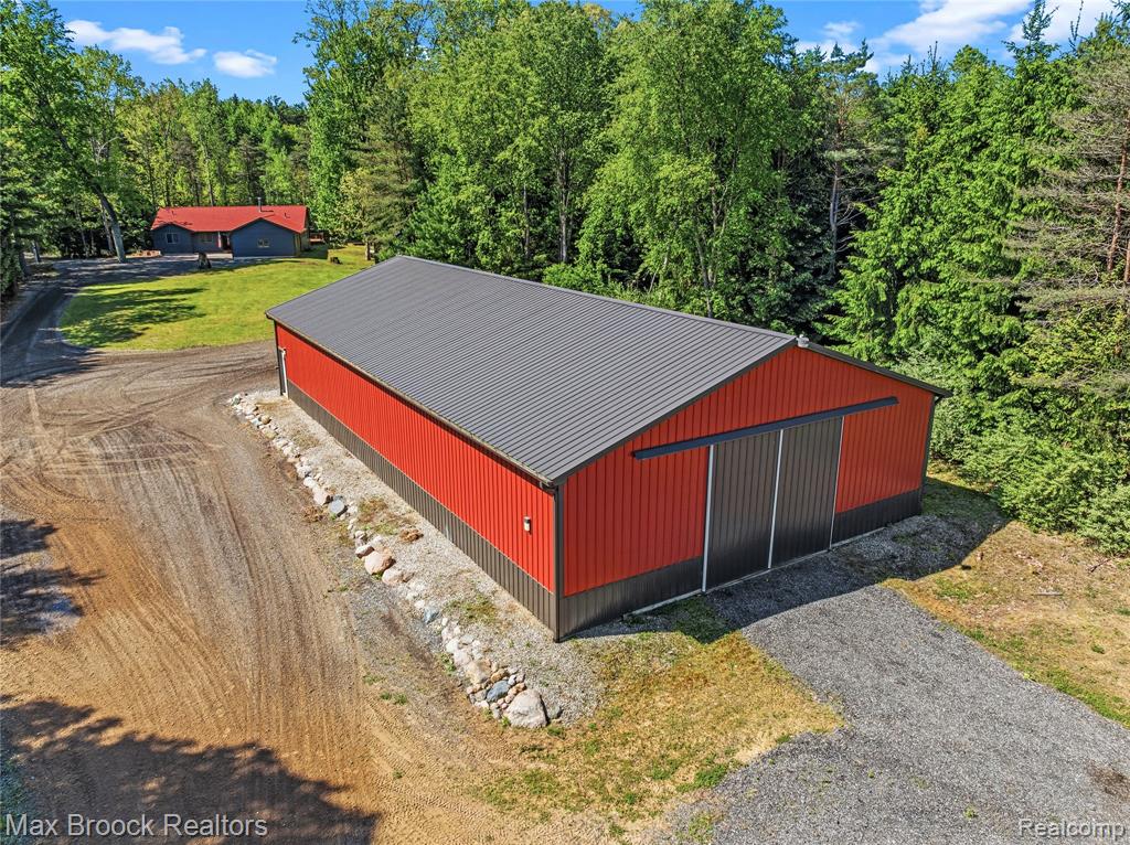 892 W Barnes Lake Road, Columbiaville, MI 48421 — Photo 8