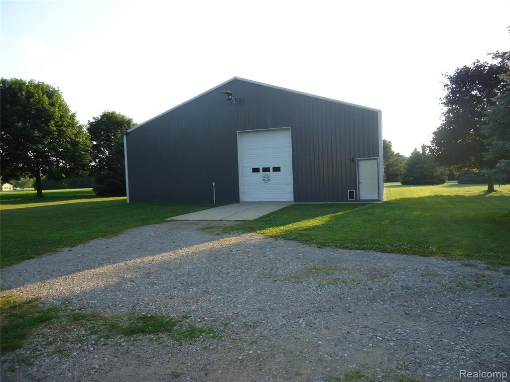 2933 Ashley Drive, Adrian, MI 49221 — Photo 3