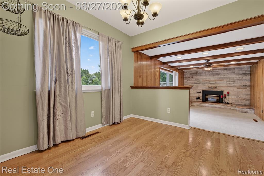 10379 Hegel Road, Goodrich Vlg, MI — Photo 12