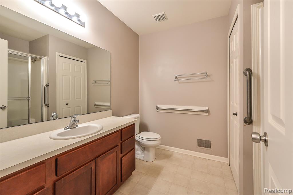2578 SIGNATURE Circle, Pinckney, MI 48169 — Photo 27