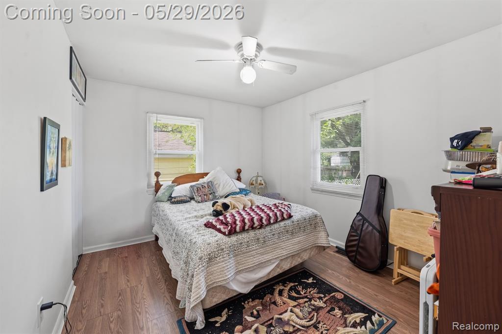 588 Illinois Street, Howell, MI 48843 — Photo 13