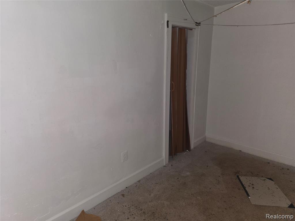13497 Dwyer Street, Hamtramck, MI 48212 — Photo 8