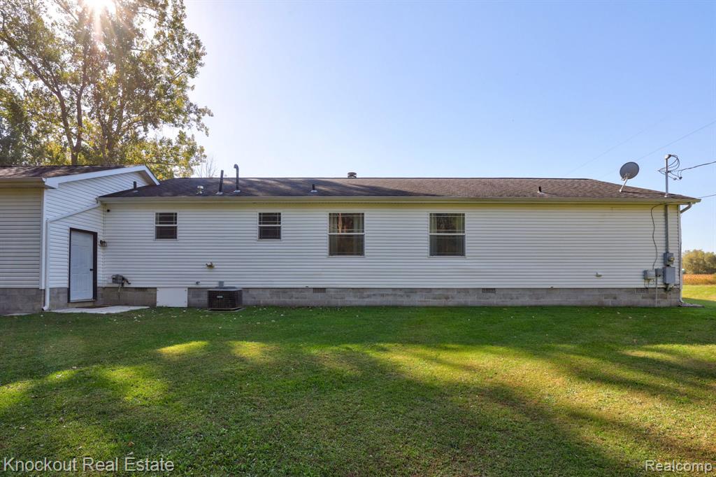 6977 Rathbun Road, Birch Run, MI 48415 — Photo 39