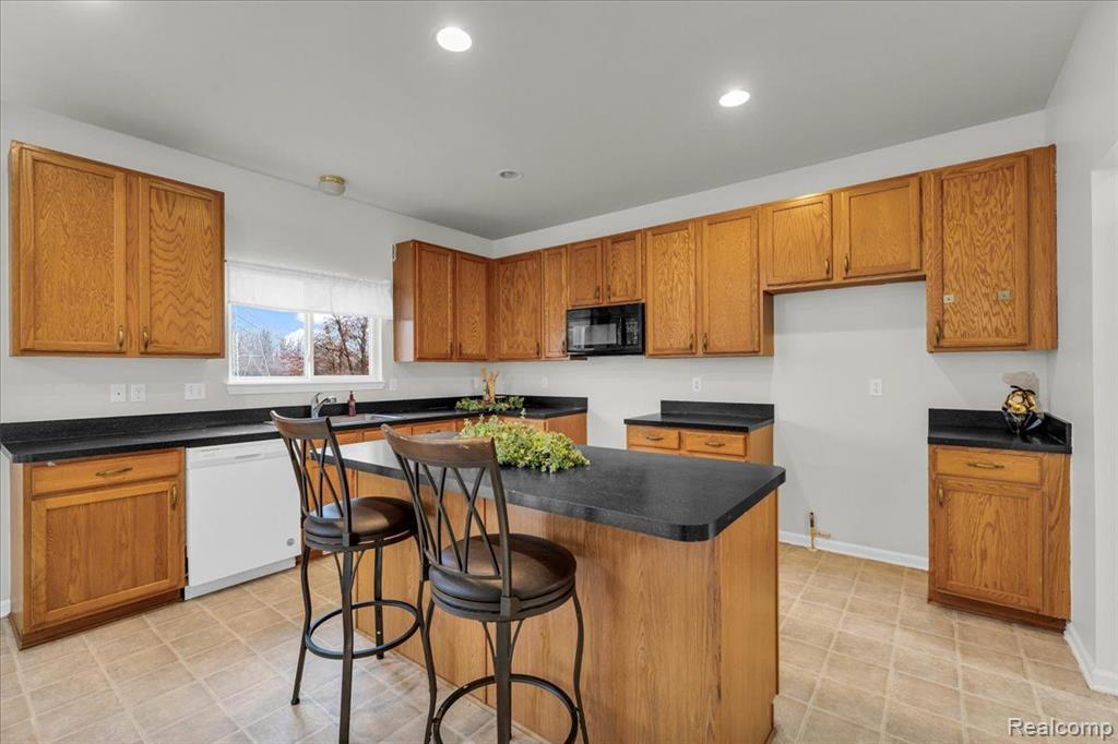 13632 COUNTRY WALK Boulevard, Van Buren, MI 48111 — Photo 11
