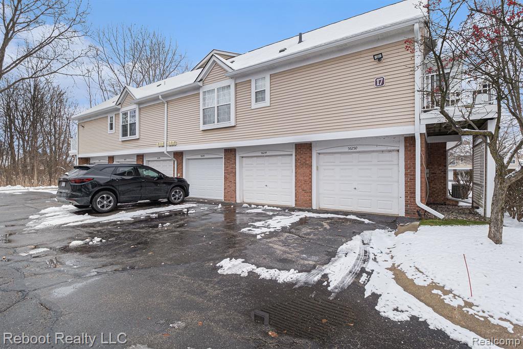 56234 Troon Dr N, Shelby Twp, MI 48316 — Photo 15
