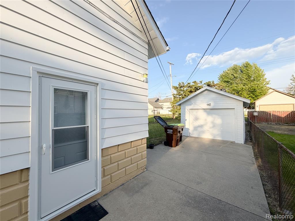134 Michigan Avenue, Monroe, MI 48162 — Photo 6