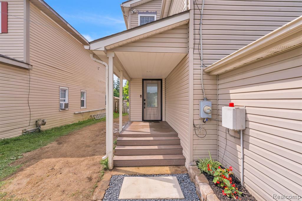 8963 Tackles Drive, White Lake, MI — Photo 5