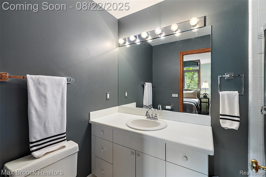 4134 Carillon Drive, Bloomfield Hills, MI 48302 — Photo 23