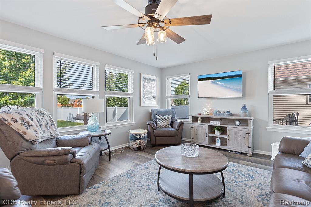 52527 Stafford Drive, Macomb, MI 48042 — Photo 12