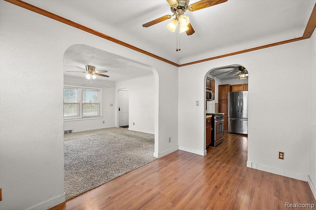 777 Emerson Avenue, Pontiac, MI 48340 — Photo 11