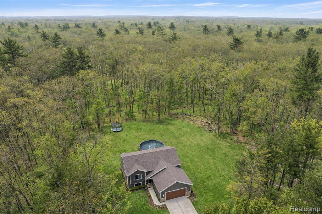 3249 Centennial Oak Drive, Hamilton, MI 49419 — Photo 32