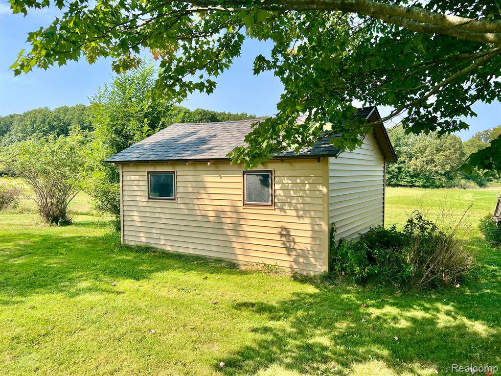 5589 CLEAR LAKE Road, North Branch, MI 48461 — Photo 16