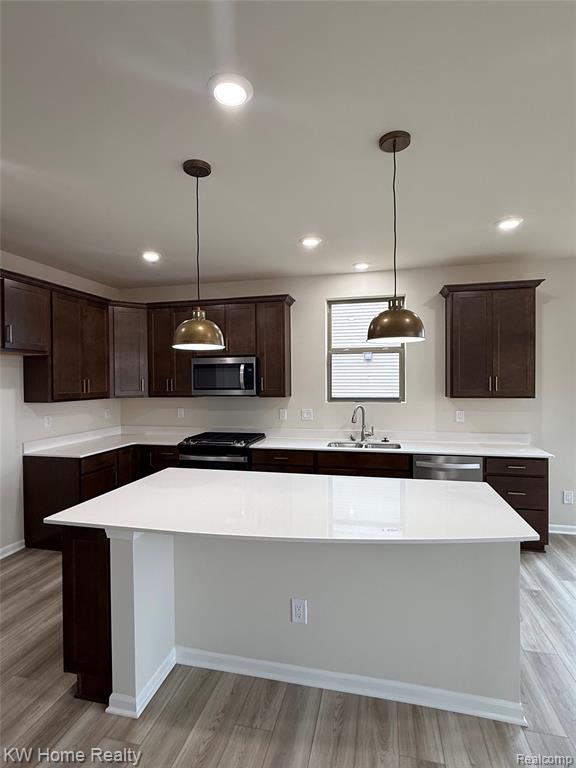 712 W Spaniel Drive, Ann Arbor, MI 48108 — Photo 32