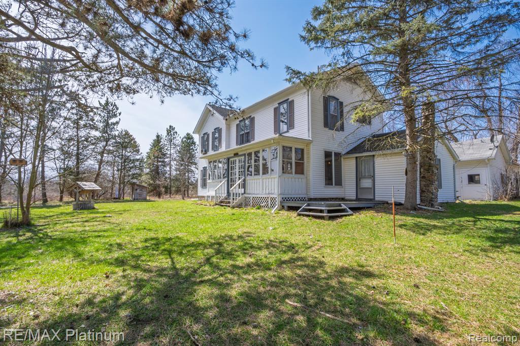 565 SLEAFORD Road, Howell, MI 48843 — Photo 4