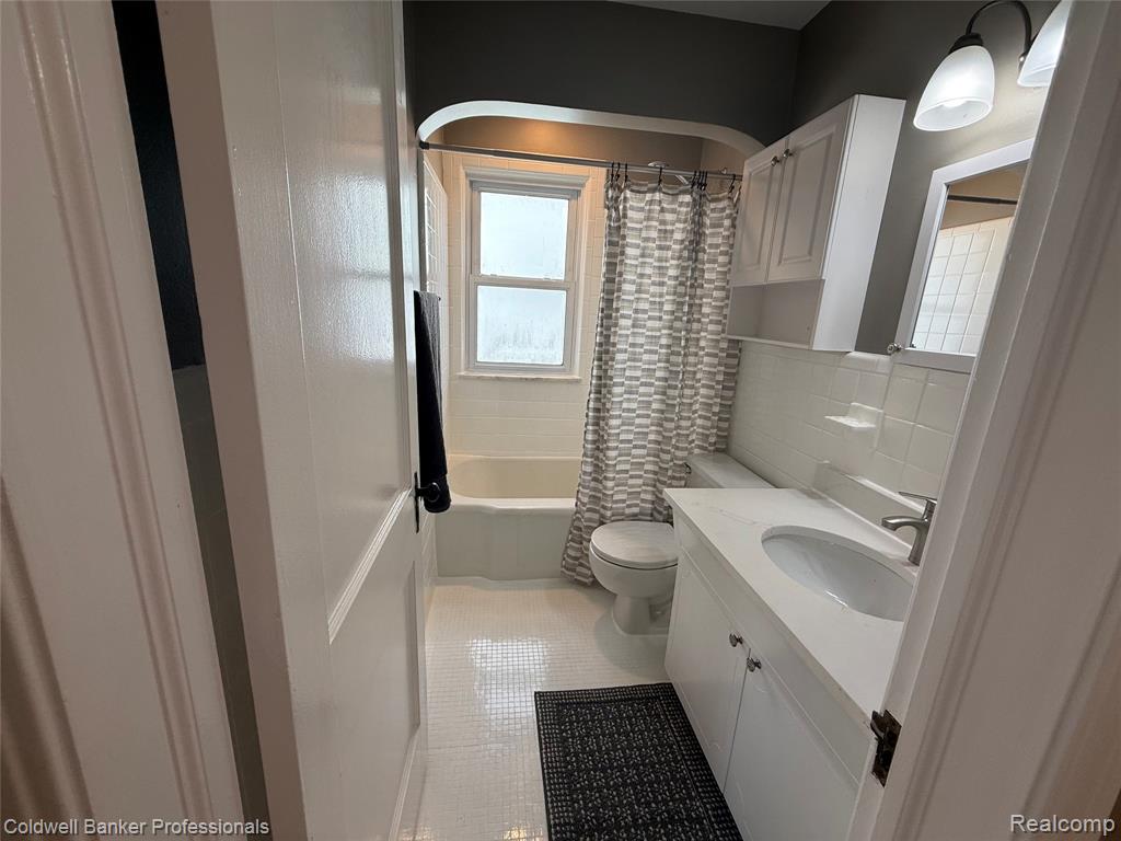 565 E Webster Street, Ferndale, MI 48220 — Photo 11
