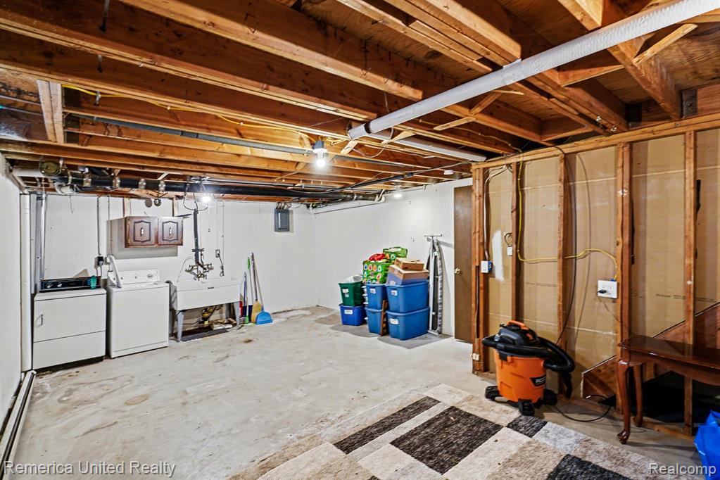 61035 11 Mile Road, 1, South Lyon, MI 48178 — Photo 13