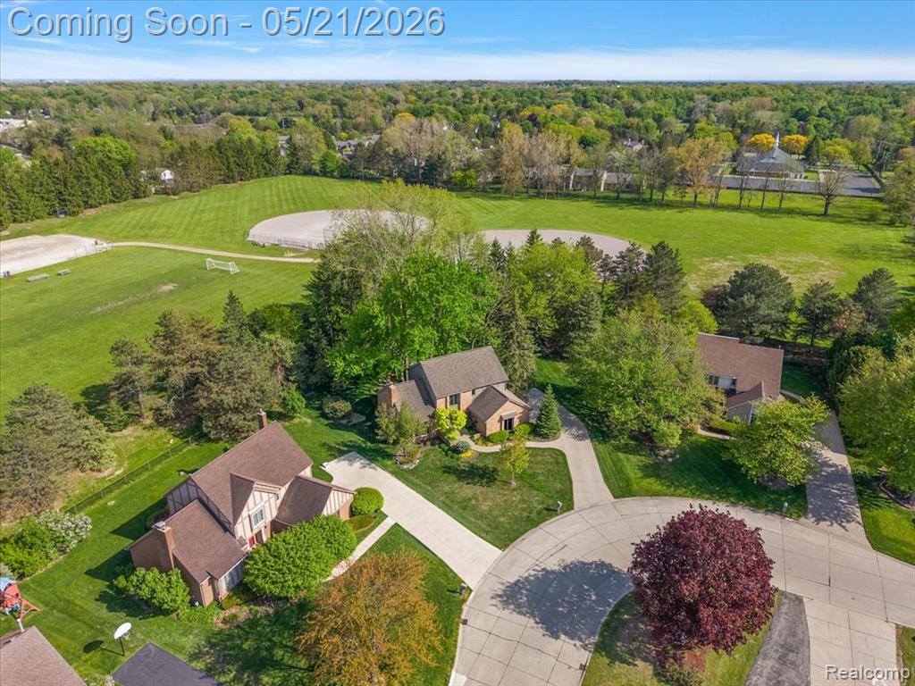 33891 Yorkridge Street, Farmington, MI 48331 — Photo 17