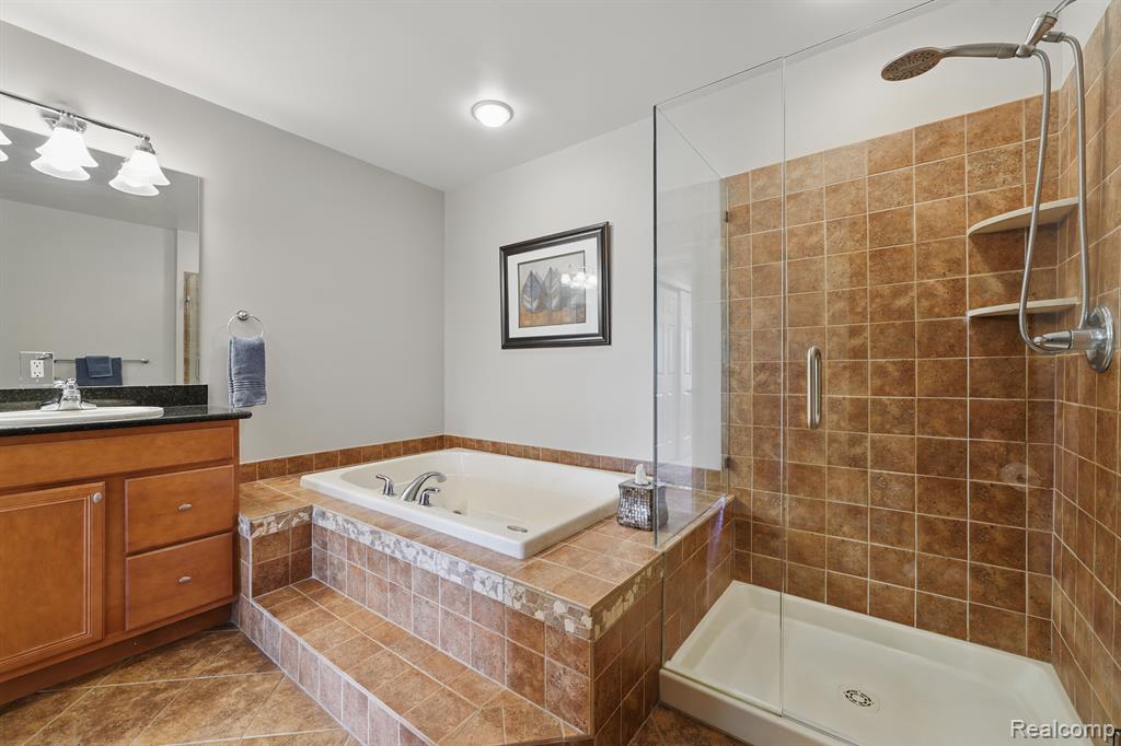 44586 BROADMOOR Circle N, Northville, MI 48168 — Photo 20
