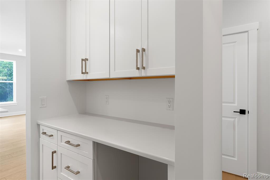 9840 Firwood, Plymouth, MI 48170 — Photo 18