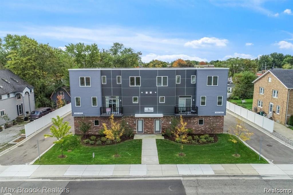 4227 W 14 Mile Road, Royal Oak, MI 48073 — Photo 23
