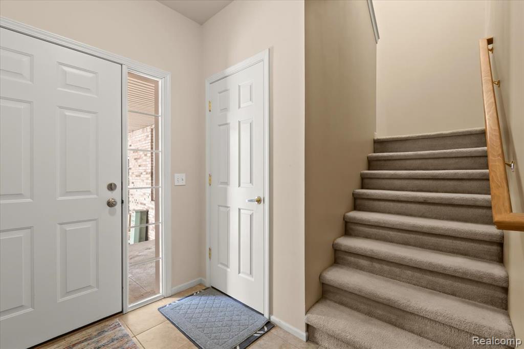 5901 High Point Court, Brighton, MI, 48116