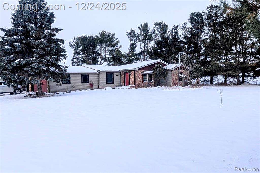 14460 Seymour Road, Linden, MI 48451 — front exterior