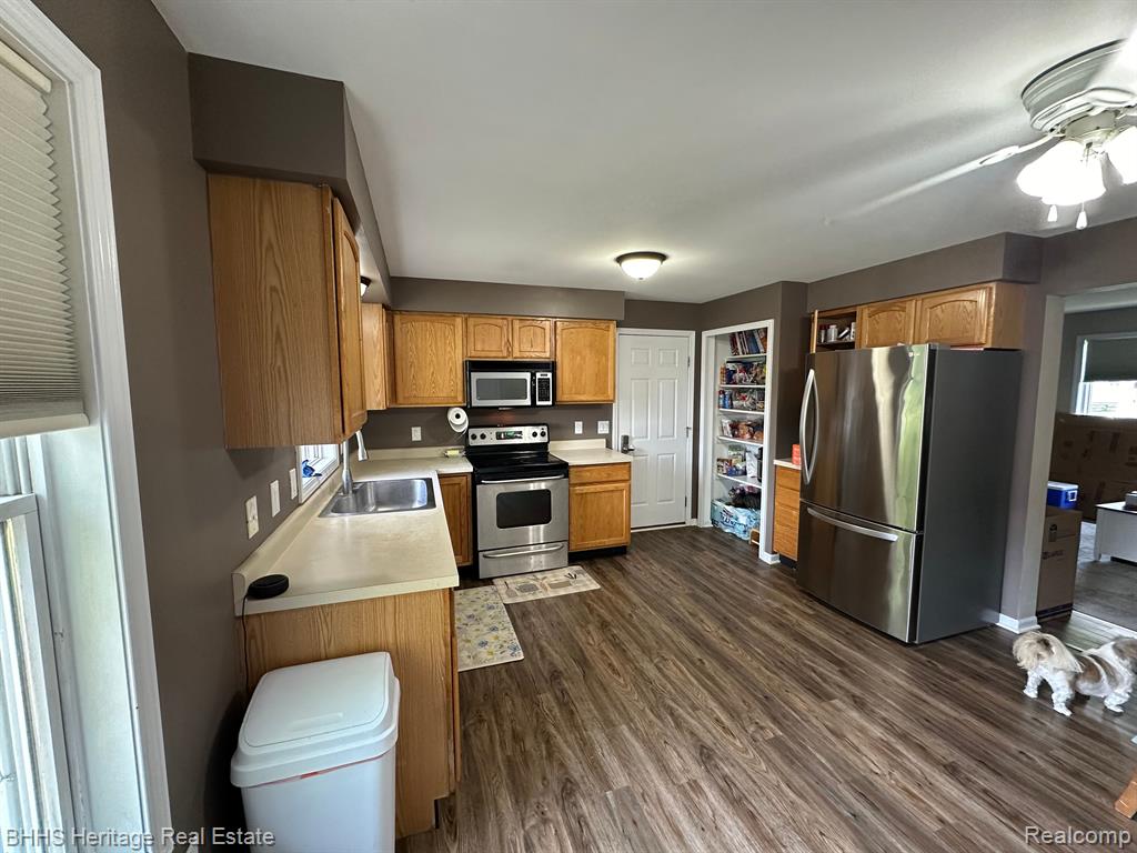 327 CHESTNUT Street, Webberville, MI 48892 — Photo 22