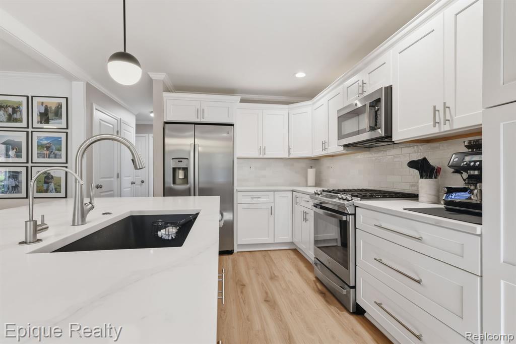 3411 Ashley Drive, Orion, MI — Photo 18