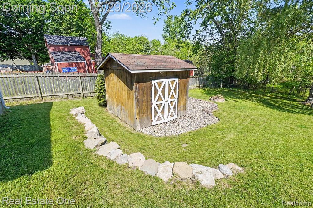 410 North Street, Holly, MI 48442 — Photo 23